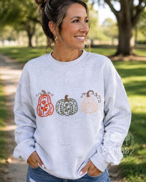 FALL IS CALLING | SWEATSHIRT