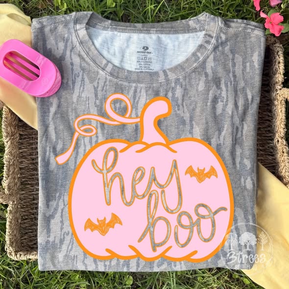 HEY BOO | GRAPHIC TEE