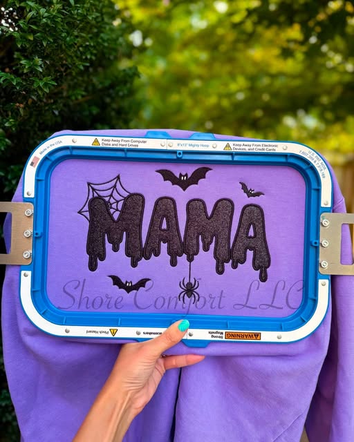 SPOOKY MAMA EMBROIDERED CREWNECK